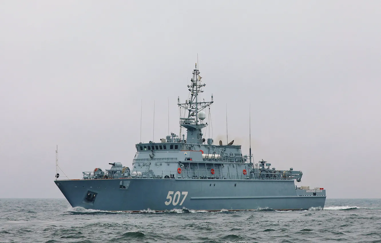 Photo wallpaper ship, project 12700, Alexander Obukhov, mine