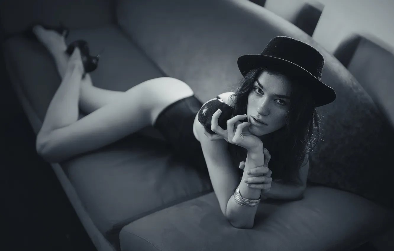 Photo wallpaper model, apples, apple, body, the girl on the couch, slender girl