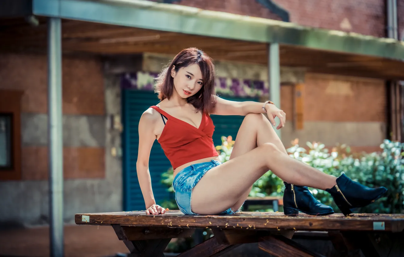 Photo wallpaper look, girl, shorts, Mike, legs, Asian