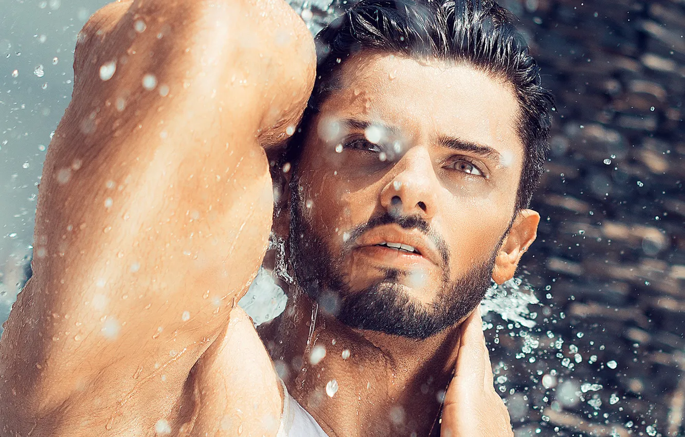 Photo wallpaper look, water, drops, squirt, hands, male, brunette