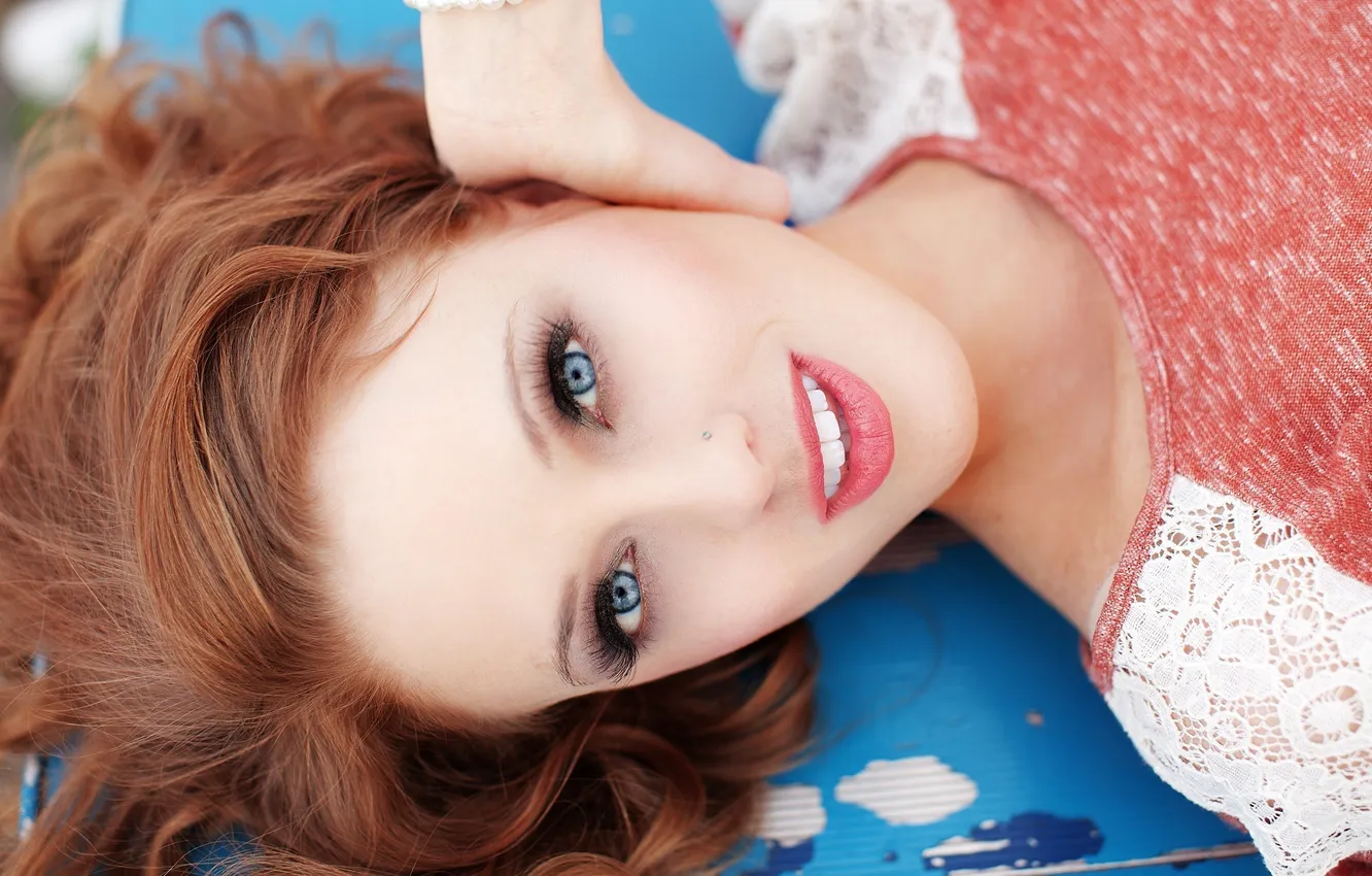 Photo wallpaper girl, red, cute