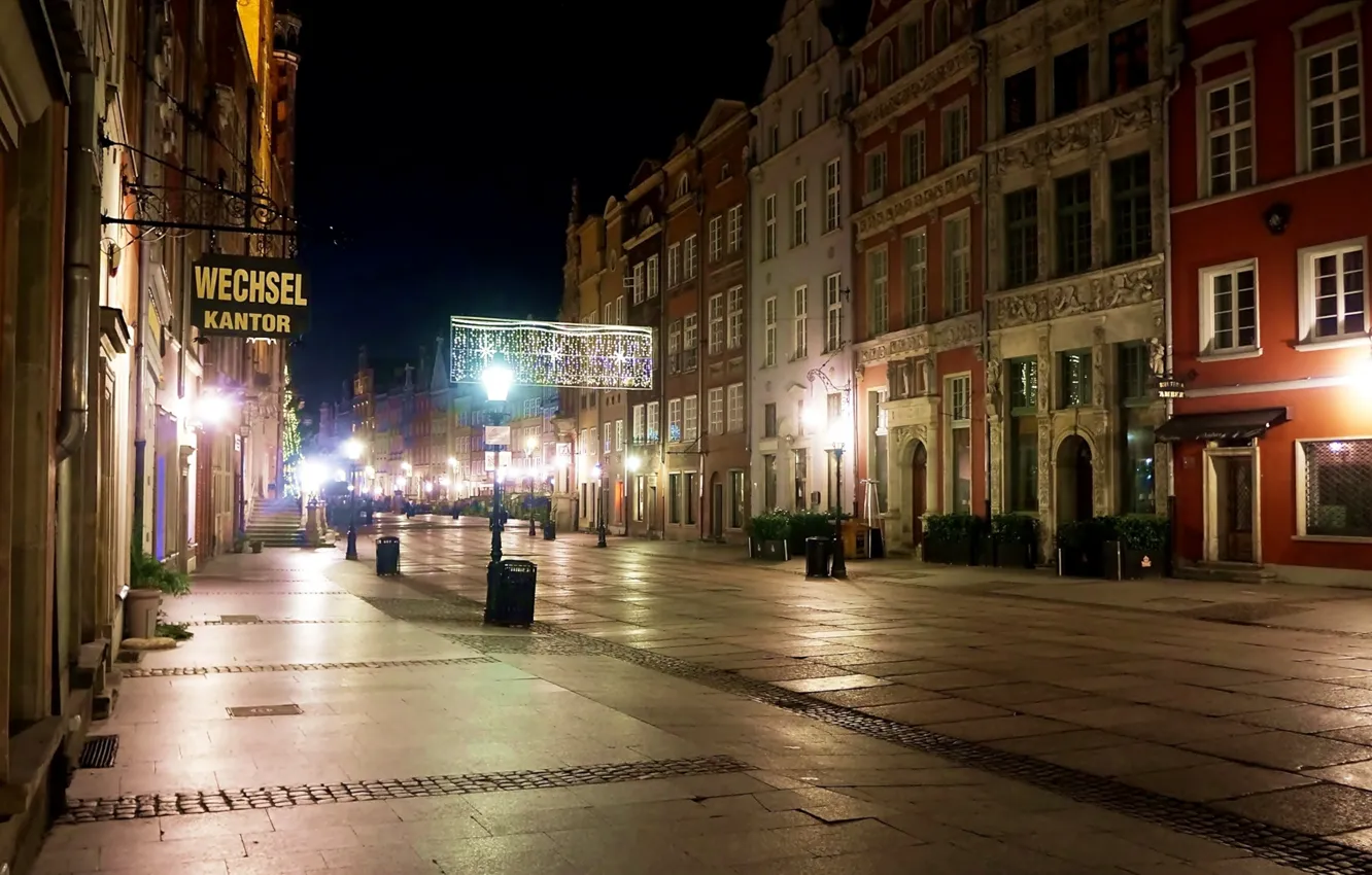 Photo wallpaper dark, night, street, building, Gdansk