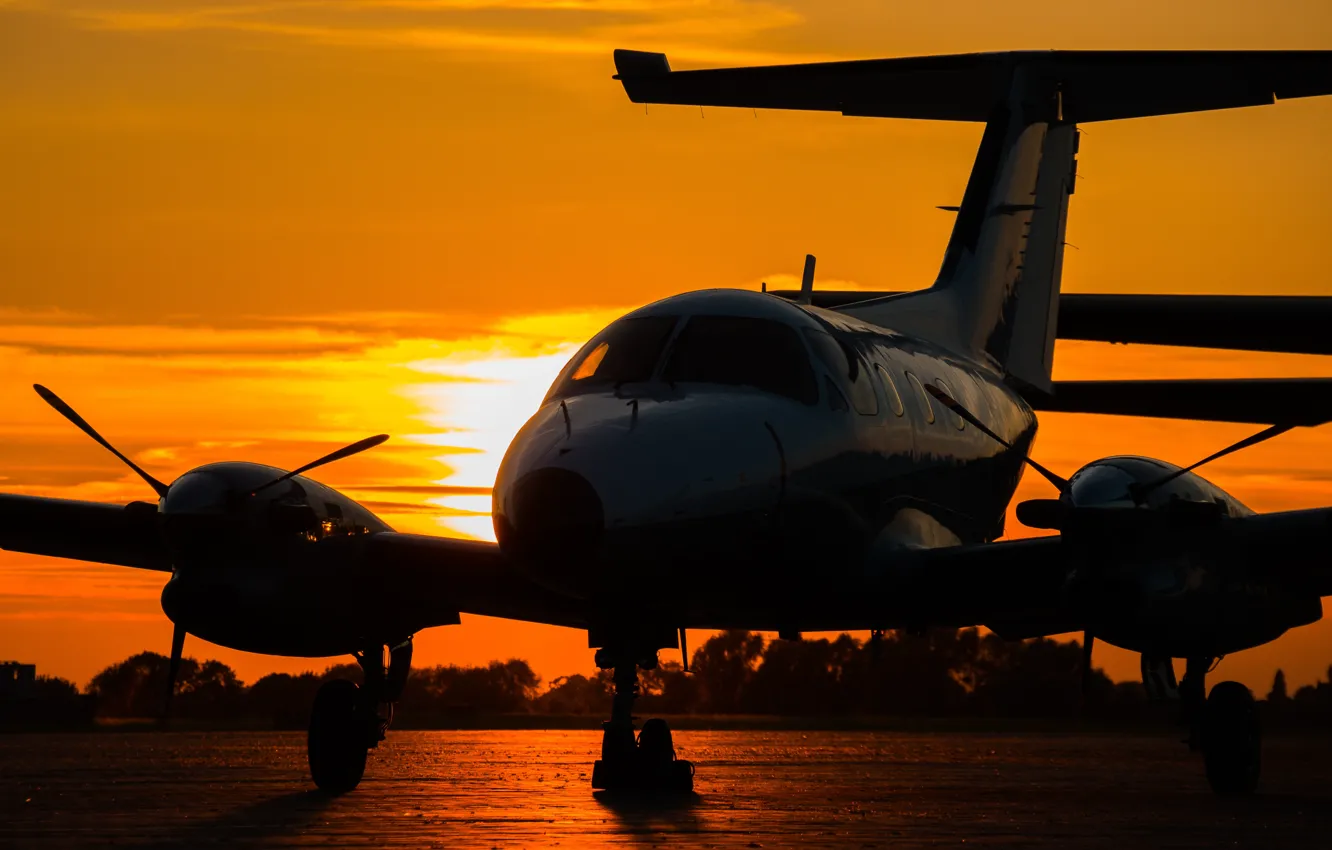 Photo wallpaper sunset, Embraer, EMB 121, Xingu, commercial airplane