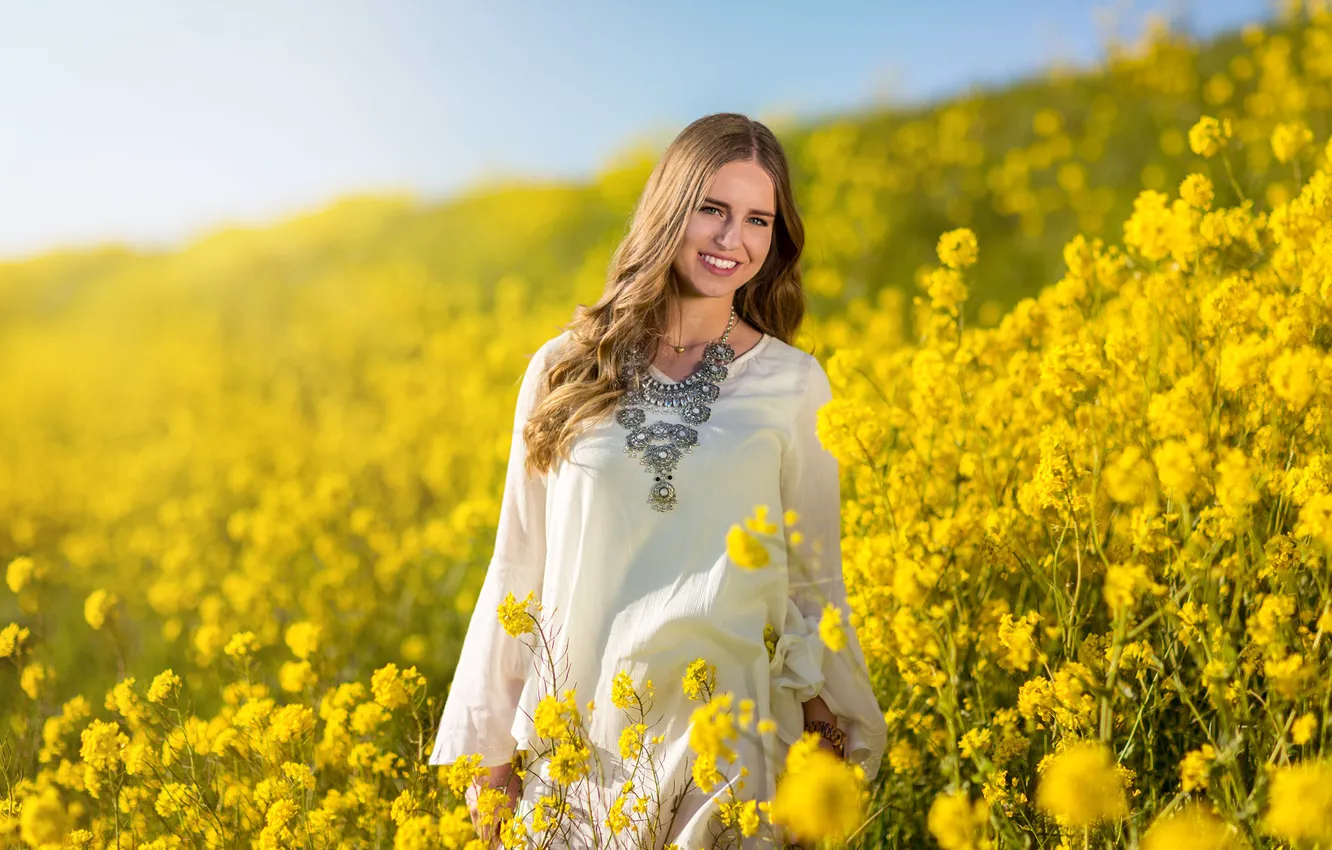 Photo wallpaper field, summer, girl, face, smile, dress