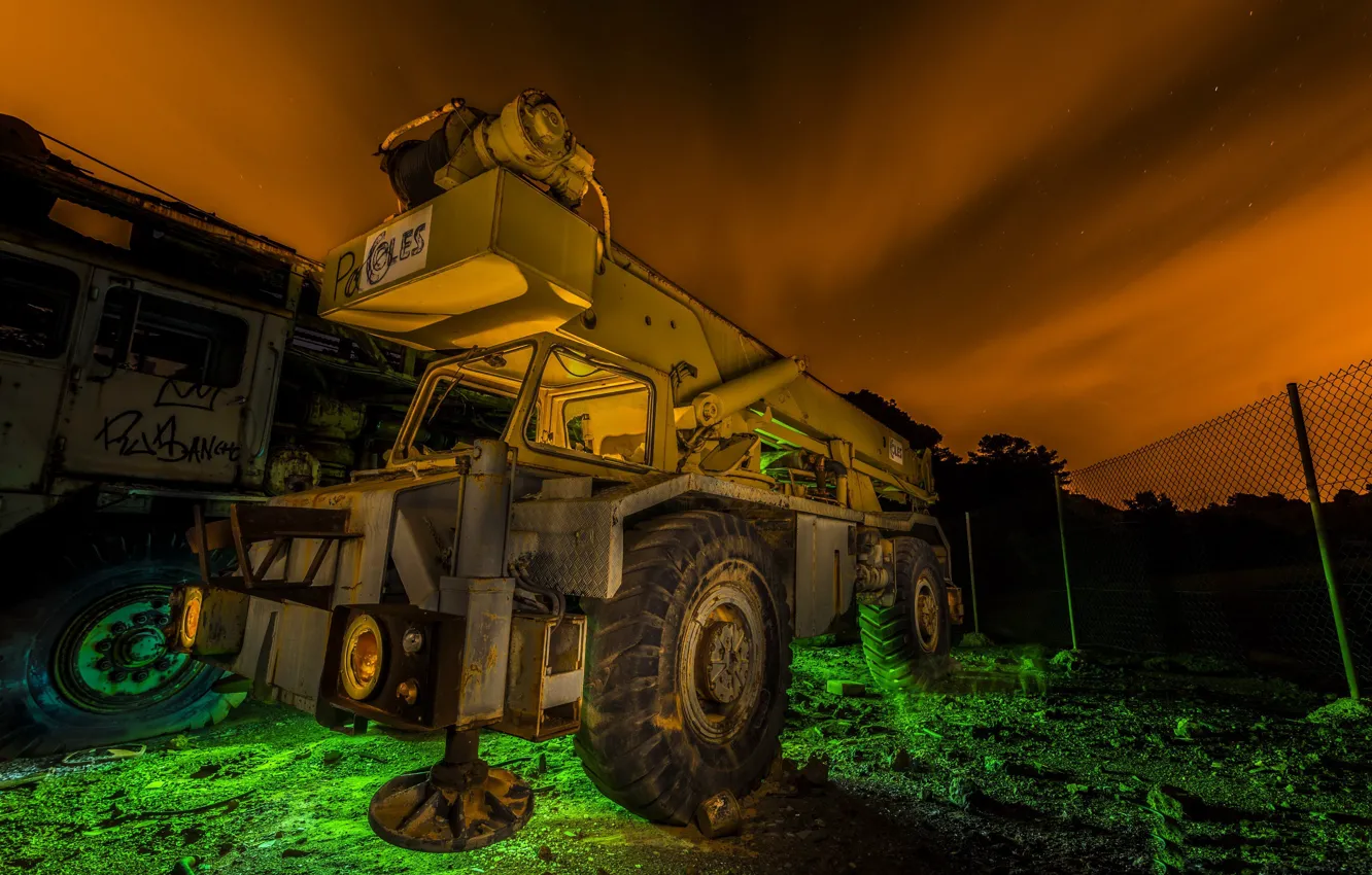 Photo wallpaper night, color, Heavy Machines