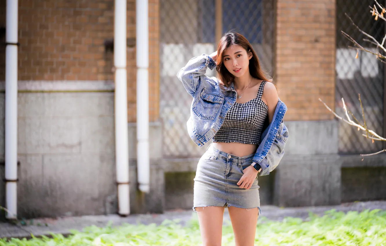 Photo wallpaper the sun, model, building, skirt, portrait, makeup, figure, hairstyle