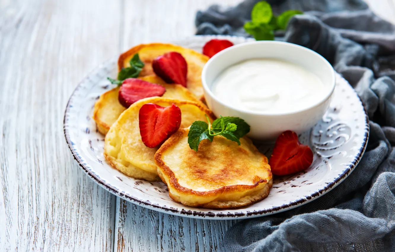 Photo wallpaper berries, Breakfast, strawberry, sour cream, pancakes, Olena Rudo