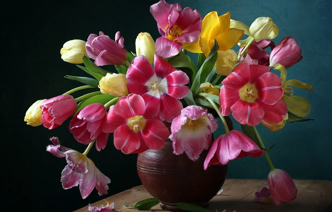 Photo wallpaper bouquet, petals, tulips