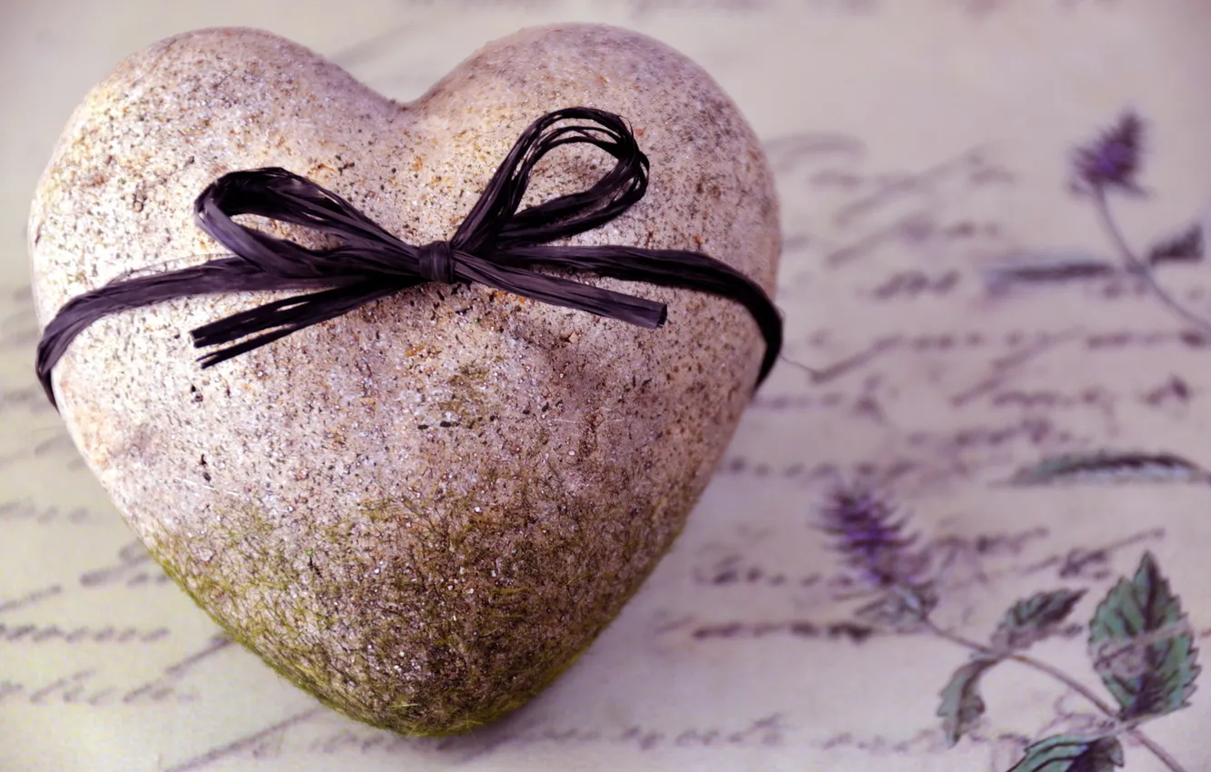 Photo wallpaper STONE, TEXT, NOTE, HEART, FORM, LEAF, GIFT, BOW