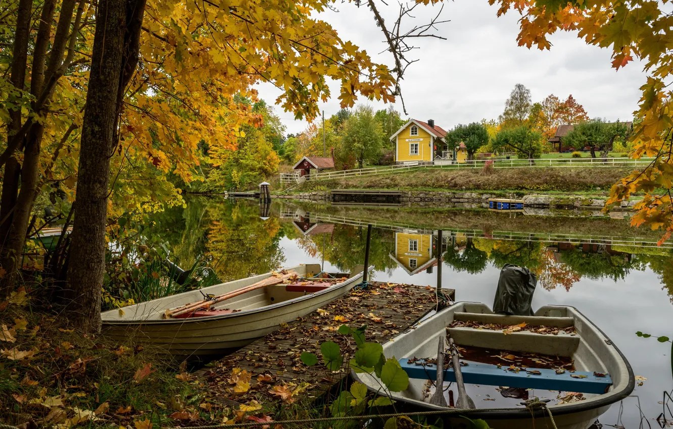 Photo wallpaper autumn, foliage, boats, channel, Sweden, Landeryd, Easter Gotland