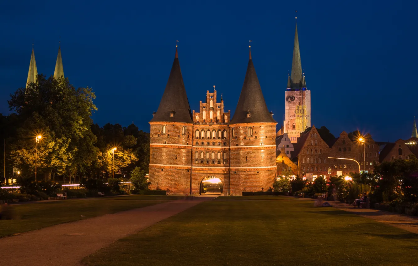 Photo wallpaper trees, night, lights, lawn, tower, home, Germany, lights
