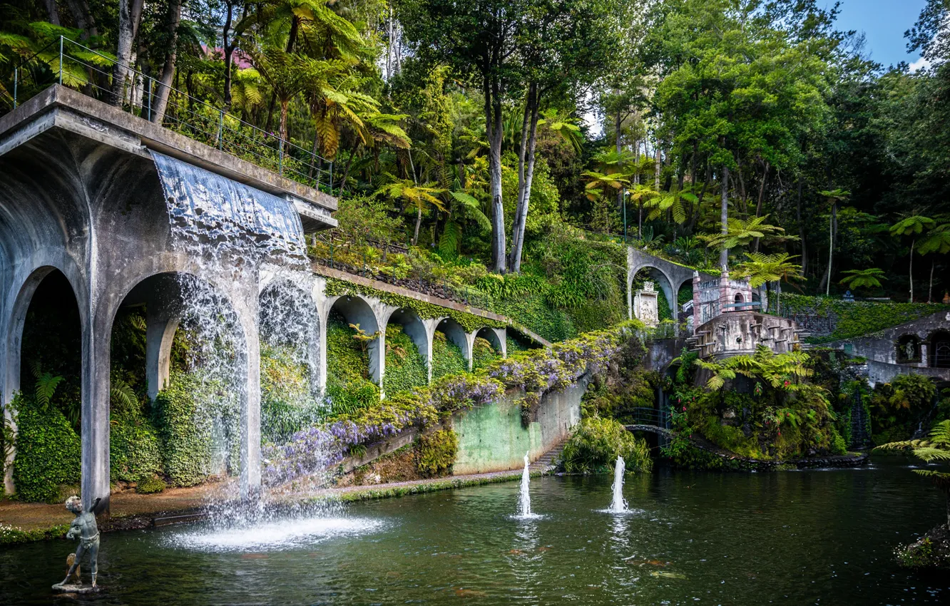 Photo wallpaper pond, Park, fountain, Portugal, Madeira, koi, Monte Palace Madeira