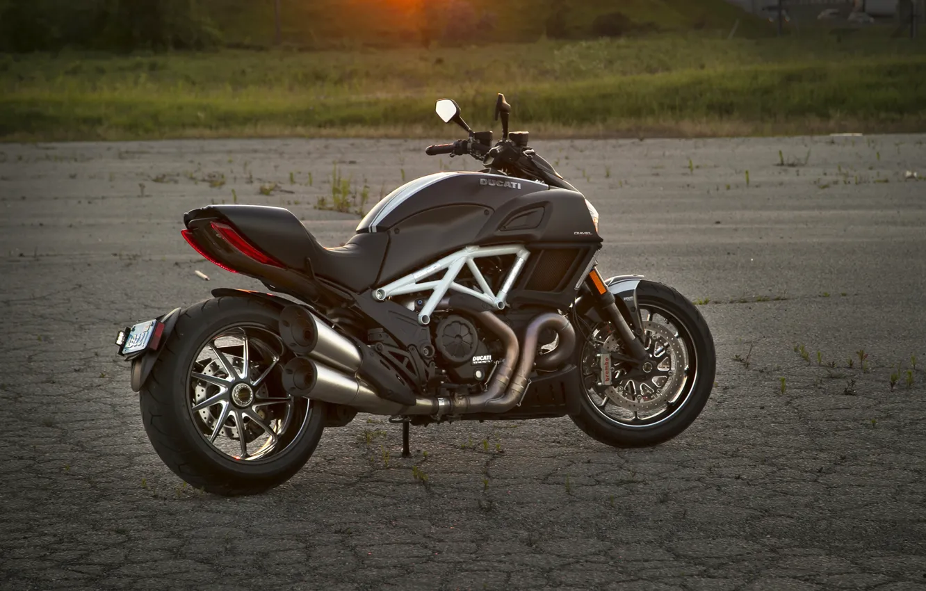 Photo wallpaper Ducati, Carbon, muscle, power, cruiser, Diavel, musclebike