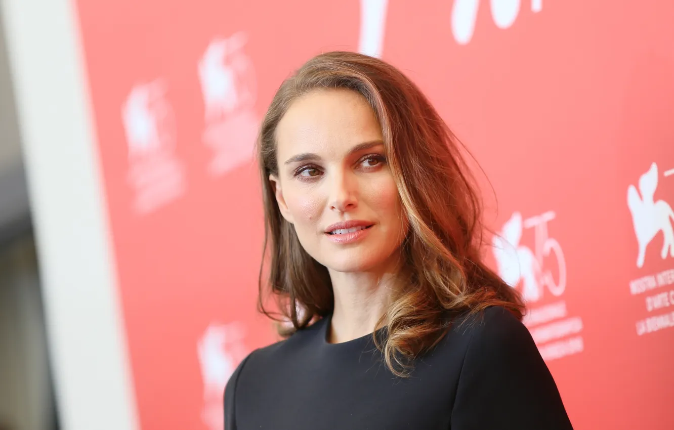 Photo wallpaper Natalie Portman, woman, beautiful, actress, gorgeous