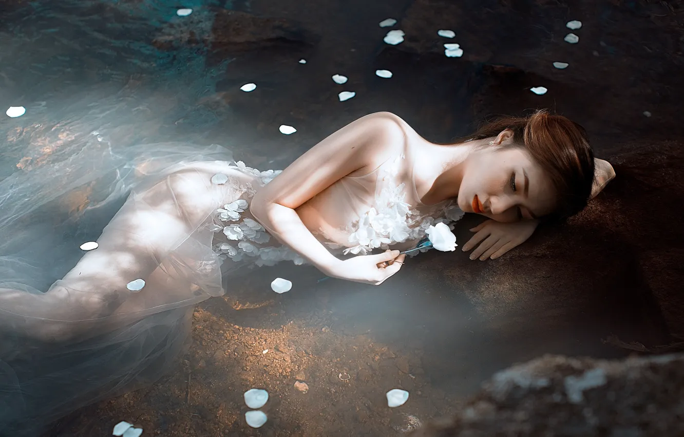 Photo wallpaper water, girl, flowers, mood, petals, Asian
