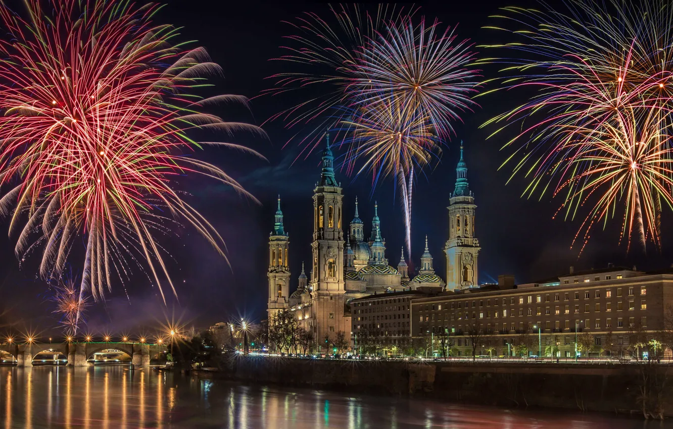 Photo wallpaper holiday, fireworks, Spain, Basilica, Zaragoza, Nuestra Señora del Pilar