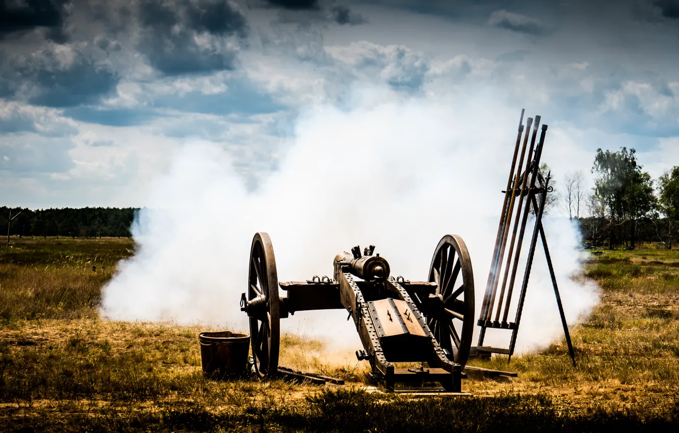 Photo wallpaper weapons, shot, gun