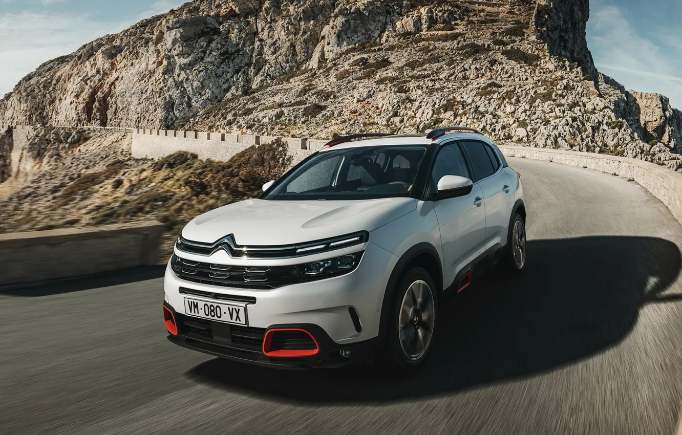 Photo wallpaper road, front view, 2018, crossover, Aircross, Citroen C5