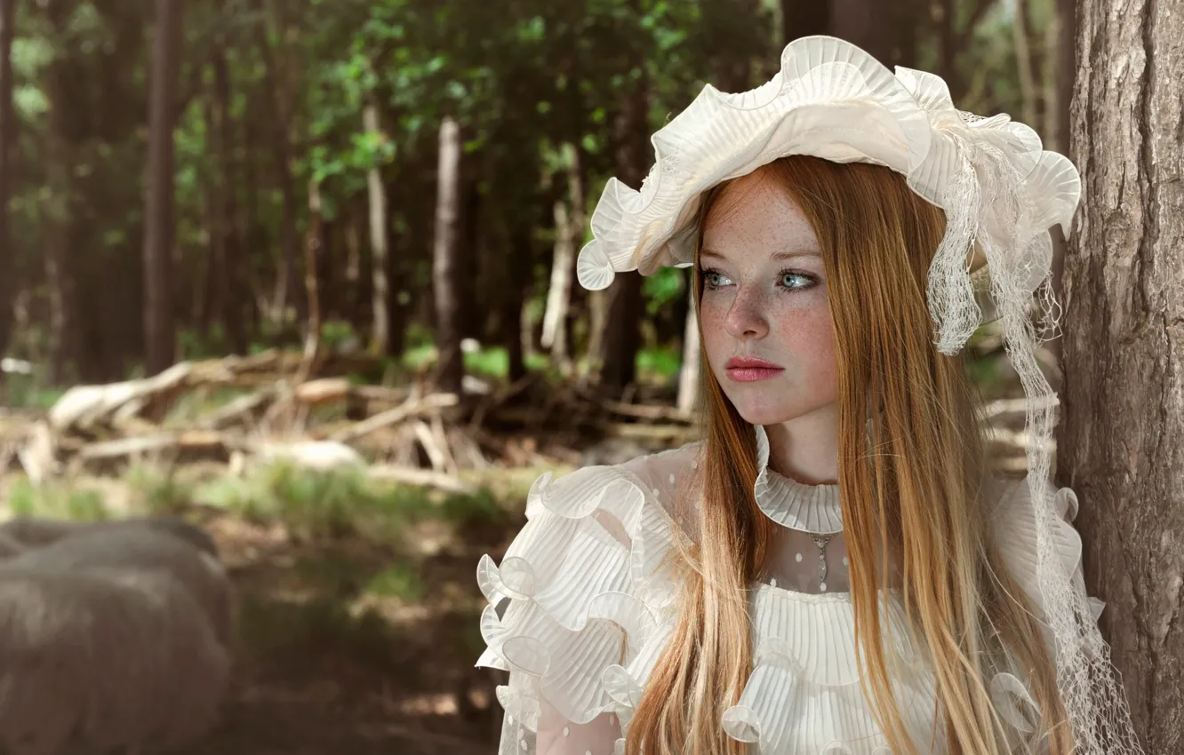 Photo wallpaper dress, girl, freckles, hat