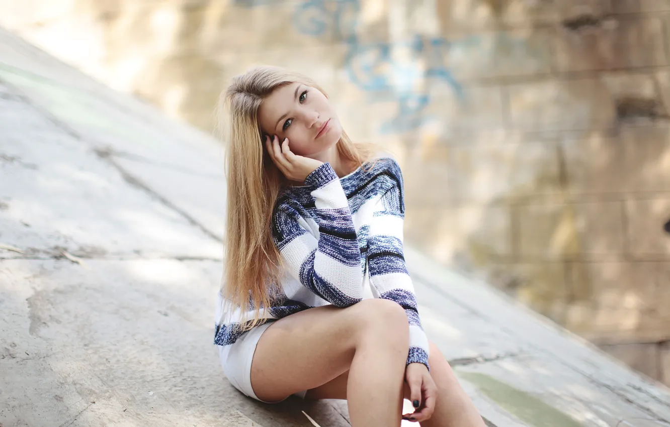 Photo wallpaper look, girl, mood