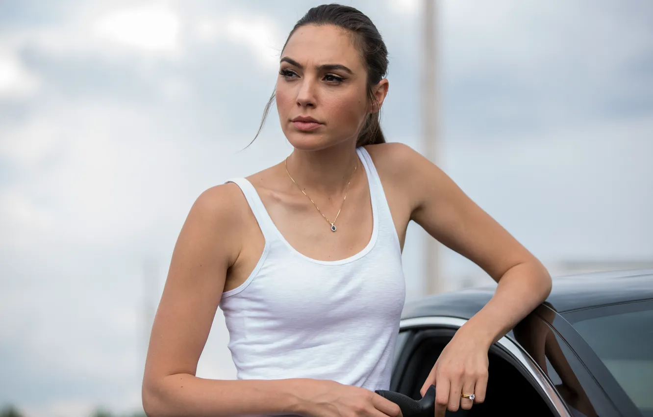 Photo wallpaper Gal Gadot, Gal Gadot, The spy next door, Keeping Up with the Joneses