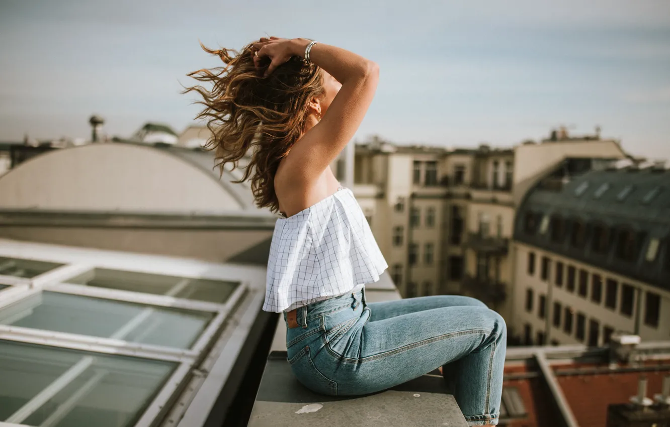 Photo wallpaper girl, the city, height, on the roof, Anna Heupel