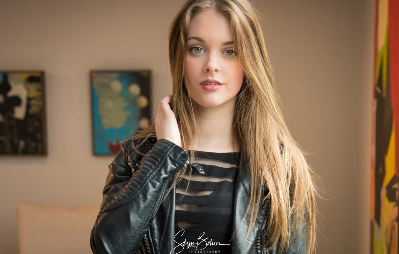 Photo wallpaper model, portrait, makeup, jacket, hairstyle, in black, bokeh, kozhanka