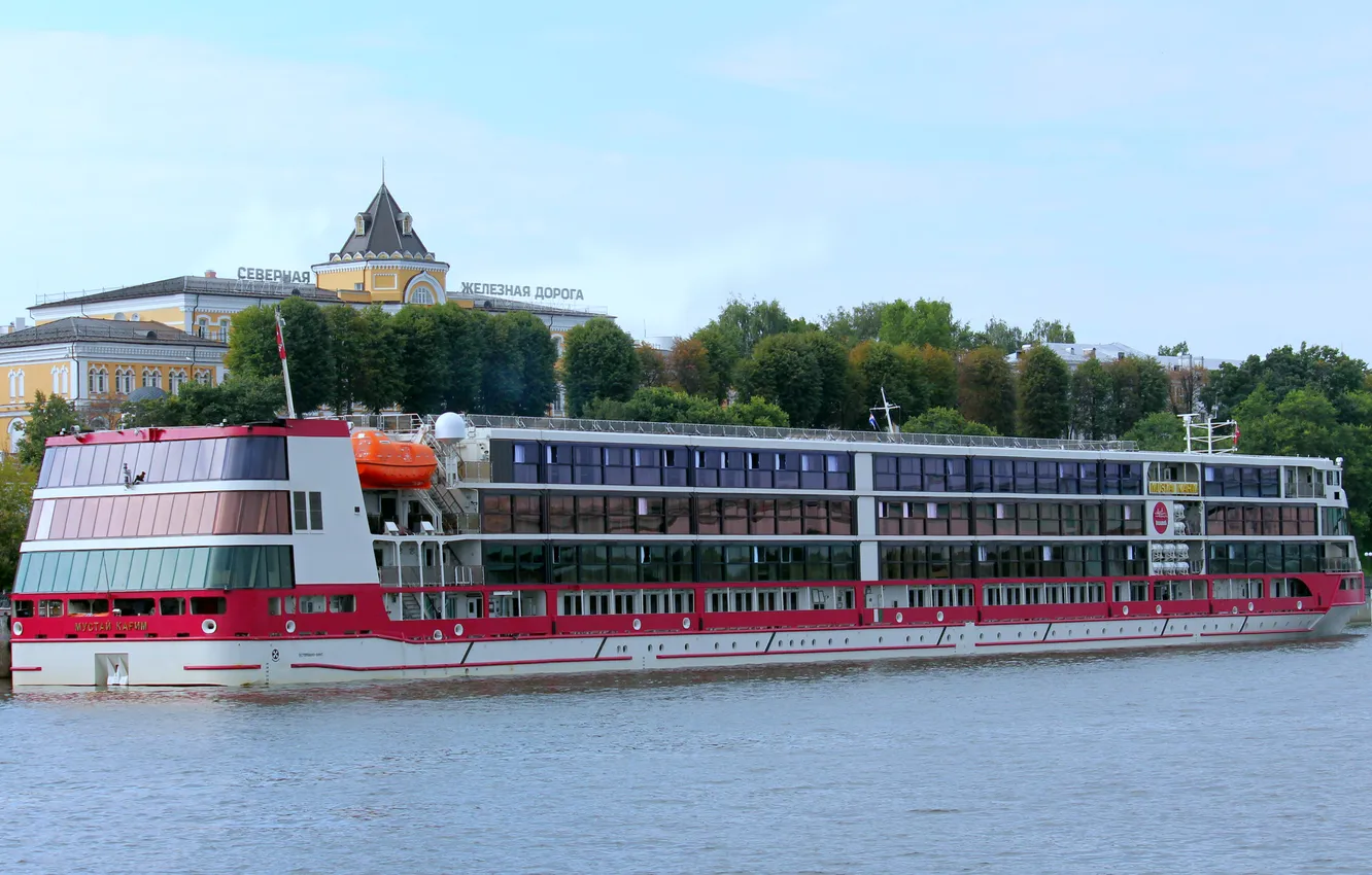 Photo wallpaper pier, cruise liner, river