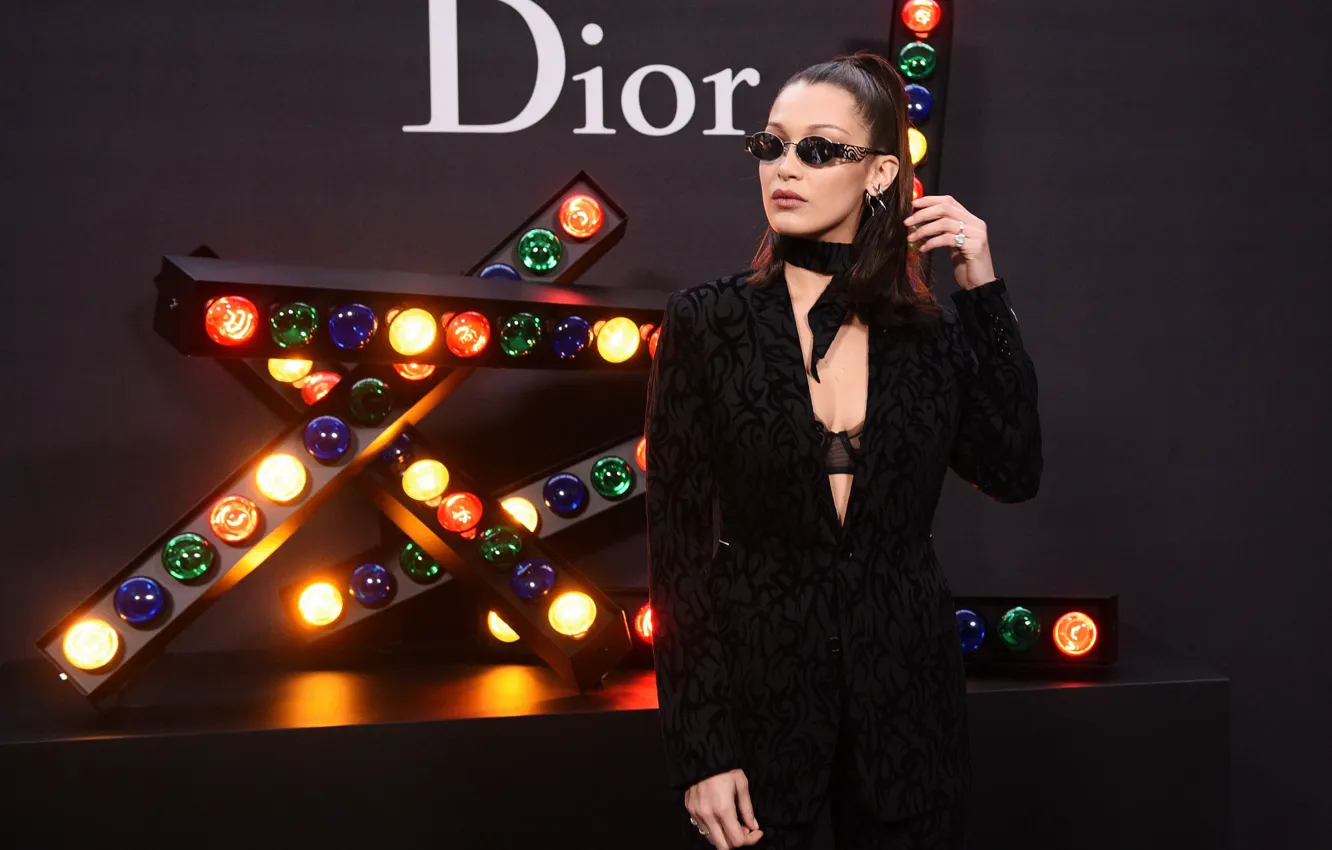 Photo wallpaper model, glasses, Dior, Bella Hadid