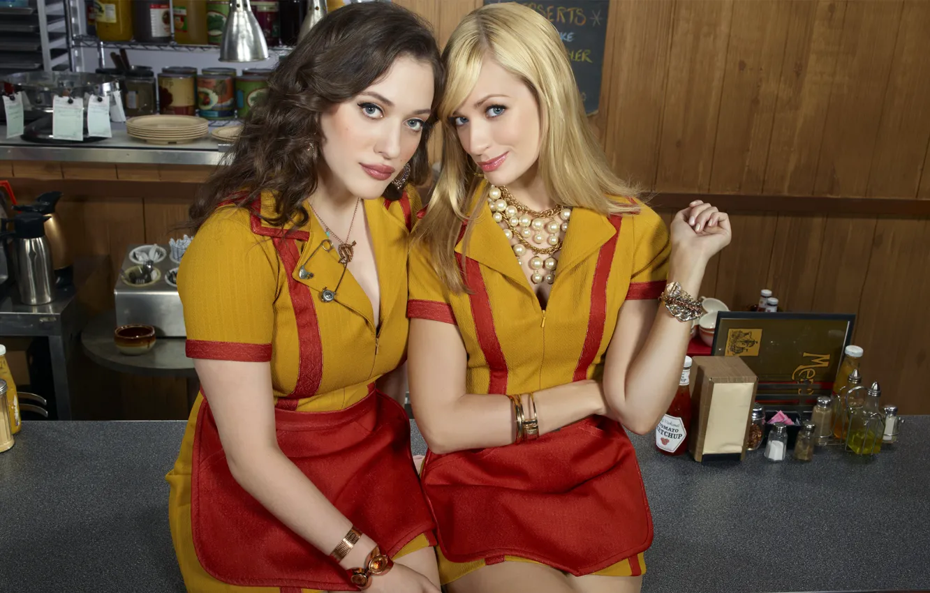 Photo wallpaper cafe, the series, friend, neighbor, 2 Broke Girls, Two broke girls, the official