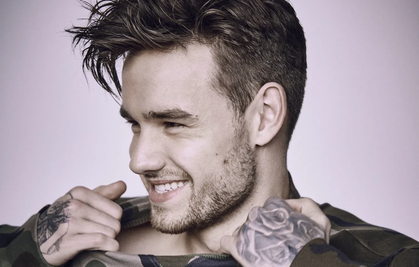 Photo wallpaper look, pose, smile, male, Liam Payne