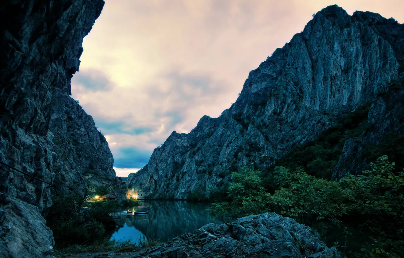 Photo wallpaper landscape, mountains, lake, house, rocks, the evening