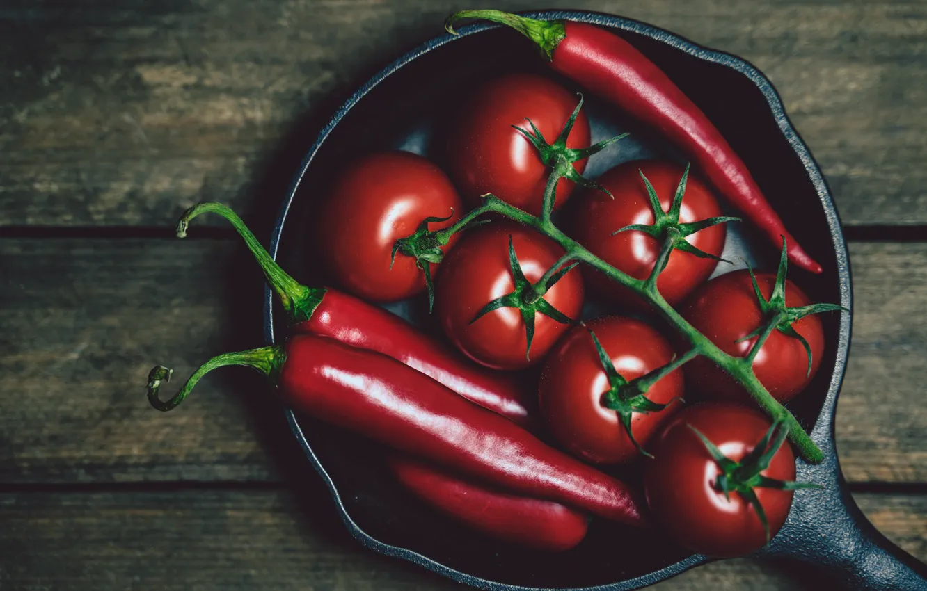 Photo wallpaper red, the dark background, Board, pepper, sharp, vegetables, tomatoes, tomatoes