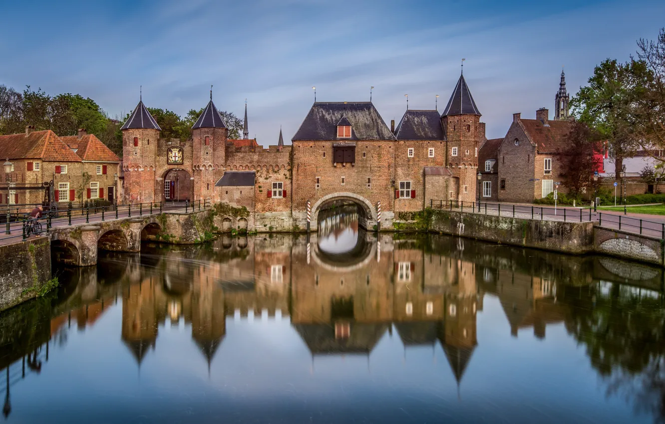 Photo wallpaper Netherlands, Holland, Amersfoort, Amersfoort, Koppelpoort