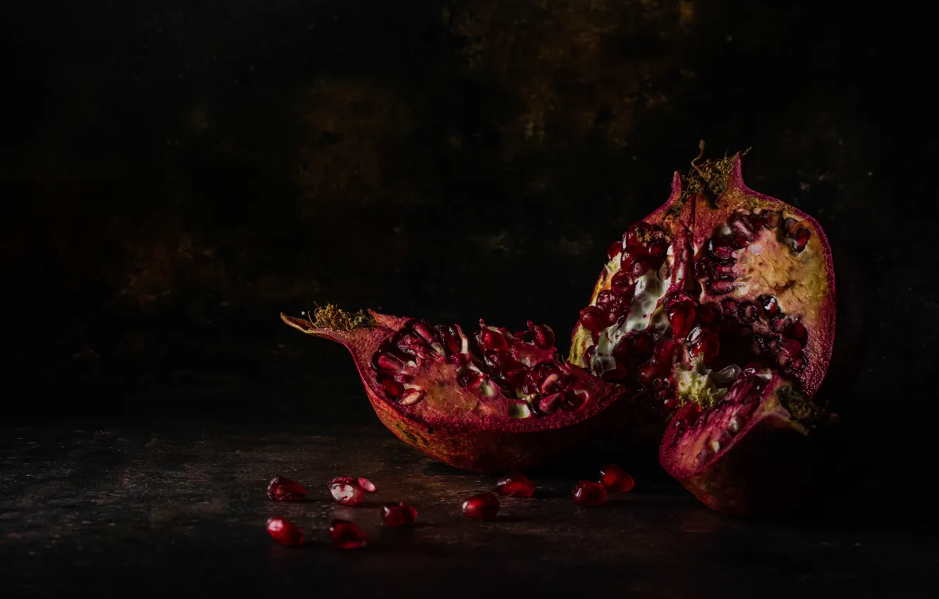 Photo wallpaper table, still life, garnet