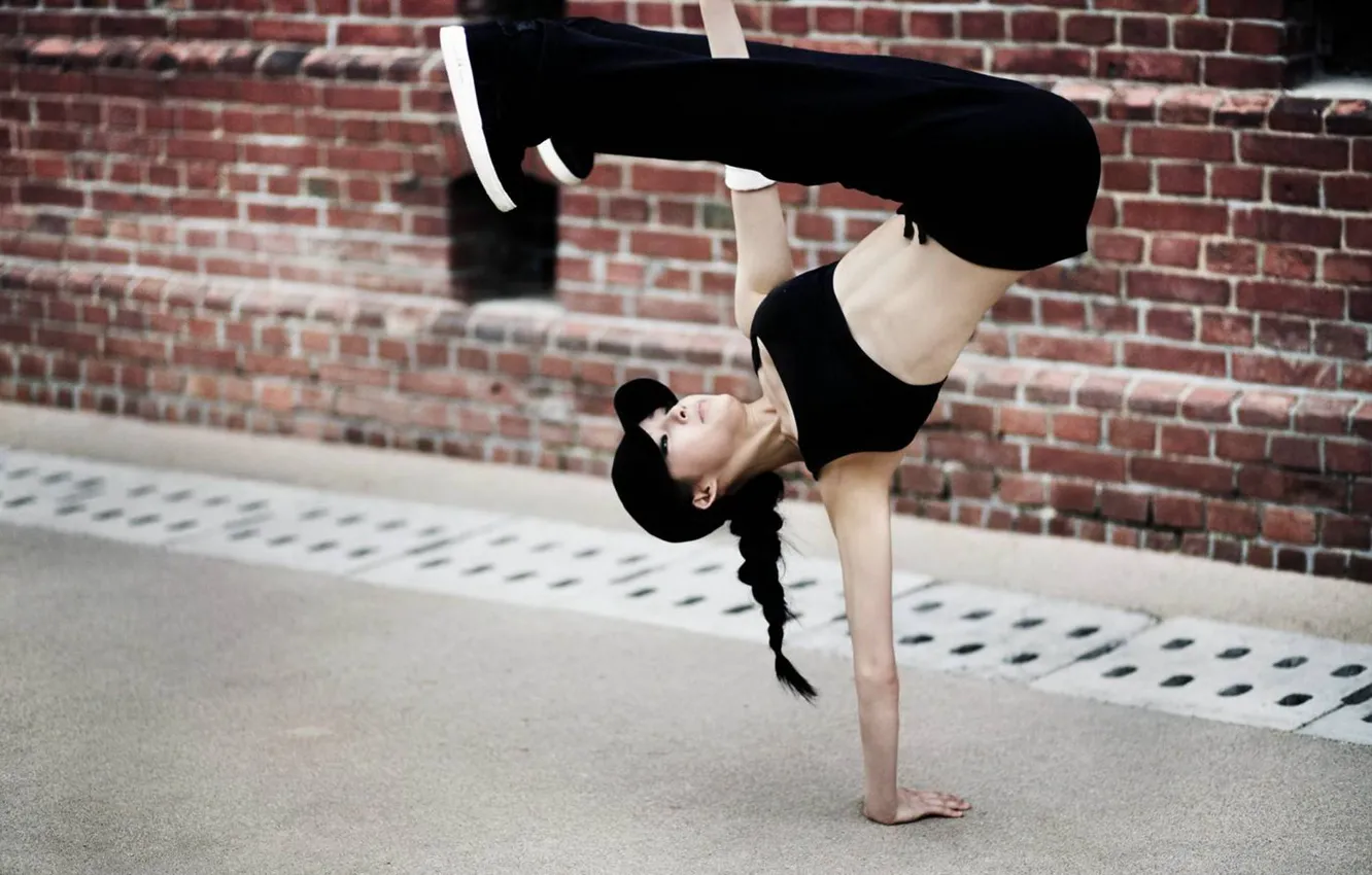 Photo wallpaper girl, sport, stand, frieze, bi-girl, Break dance