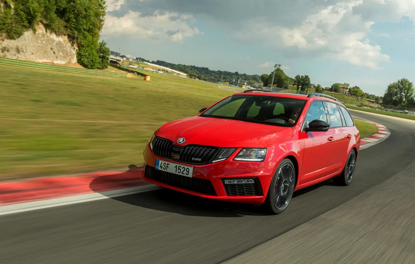 Photo wallpaper red, track, Skoda, universal, Skoda, 2017, Octavia Combi RS