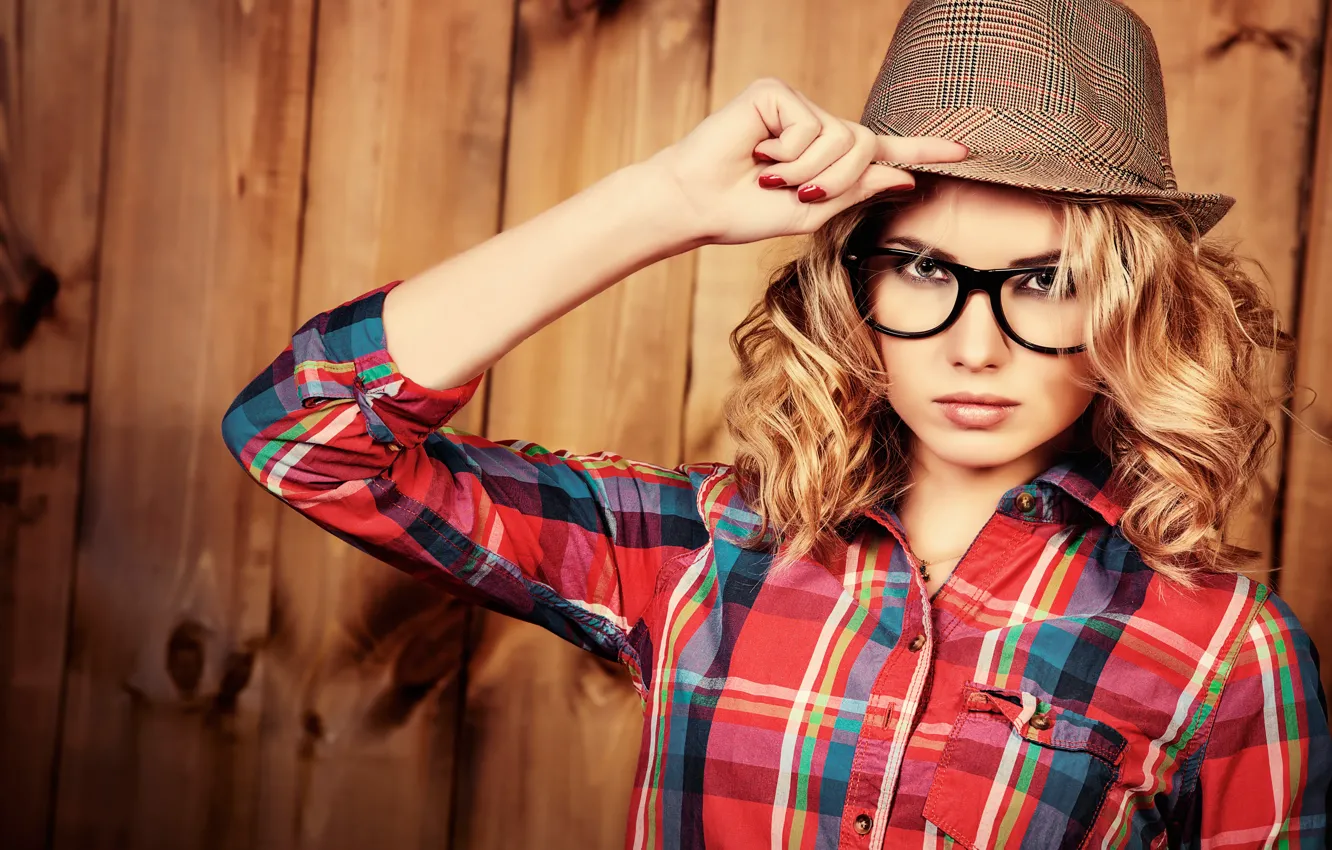 Photo wallpaper pose, background, portrait, hat, makeup, glasses, hairstyle, blonde