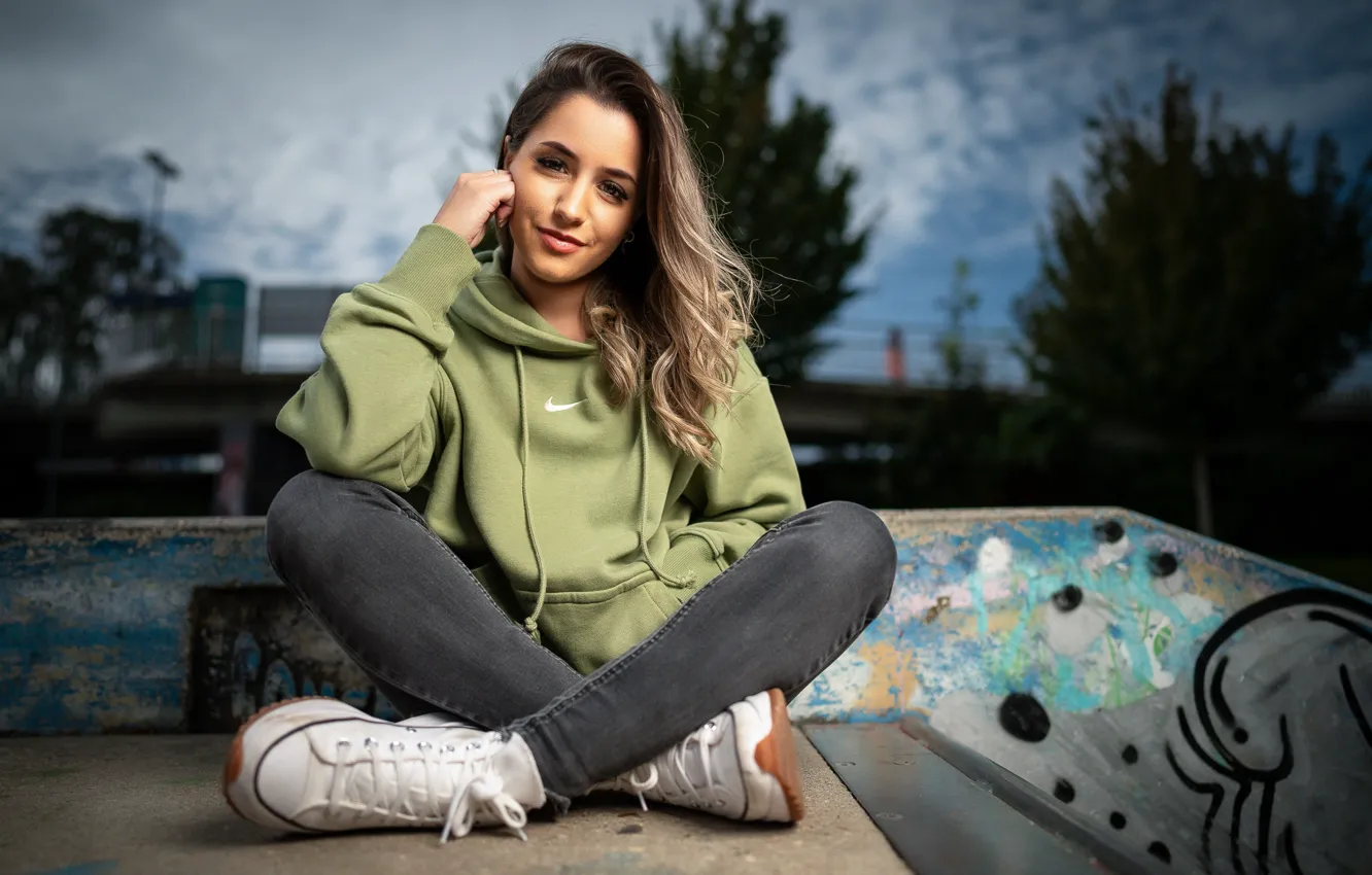 Photo wallpaper girl, smile, model, jeans, sneakers