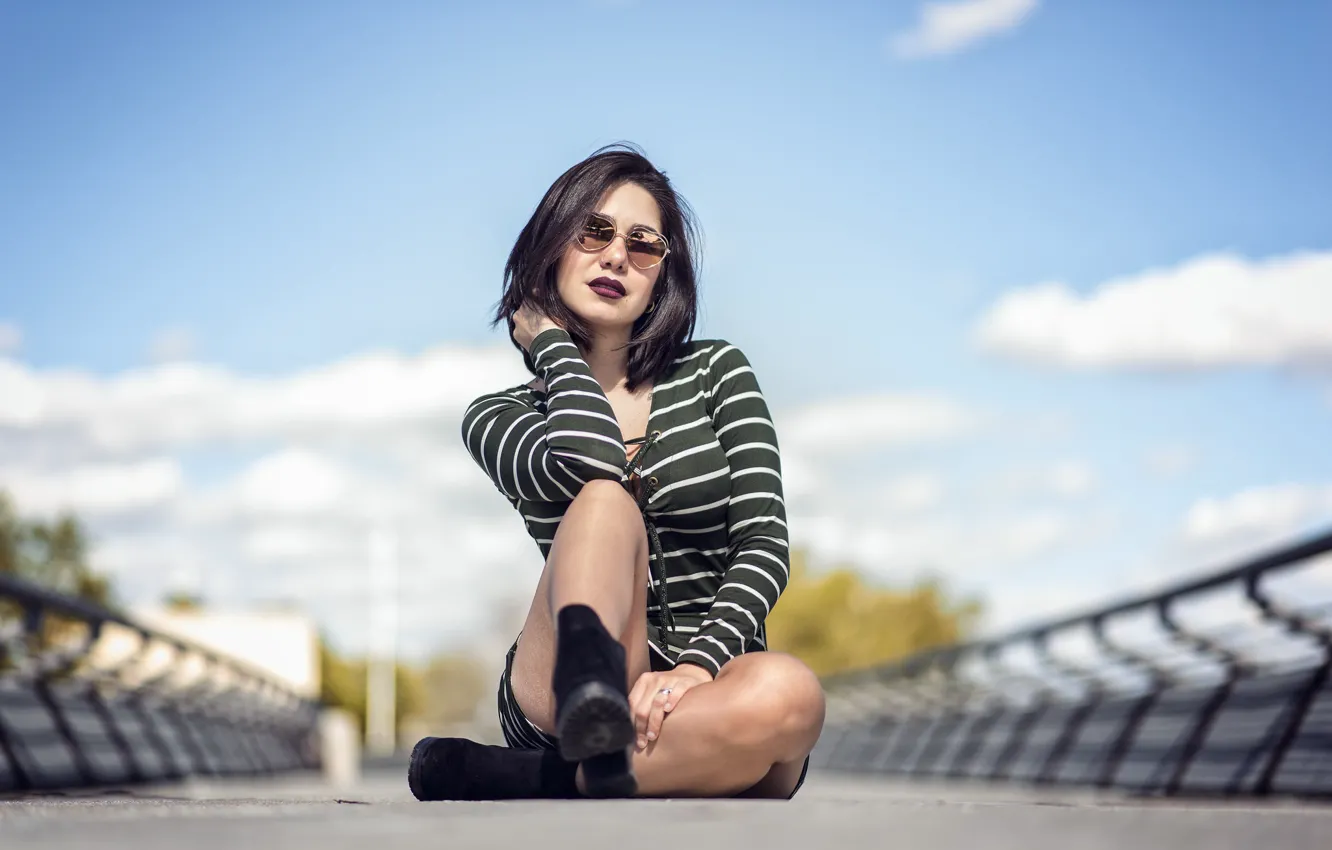 Photo wallpaper girl, pose, Karla