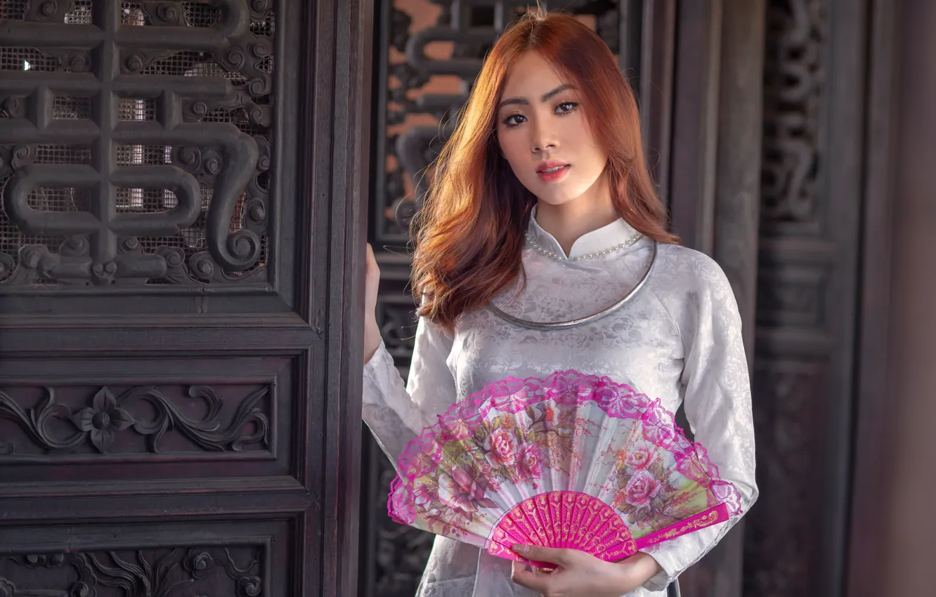 Photo wallpaper look, pose, model, portrait, makeup, dress, fan, hairstyle