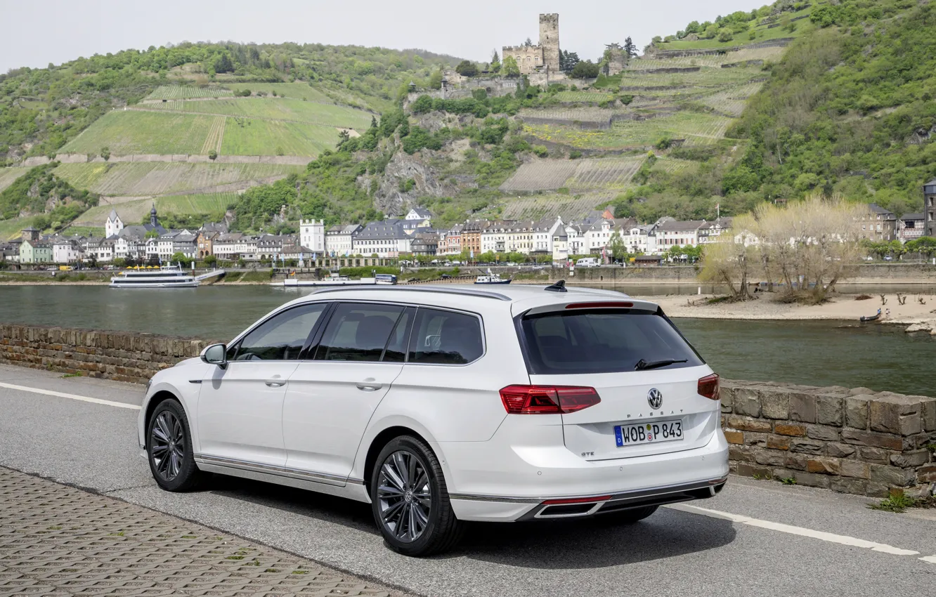 Photo wallpaper Volkswagen, universal, GTE, Passat, Variant, the river, 2019