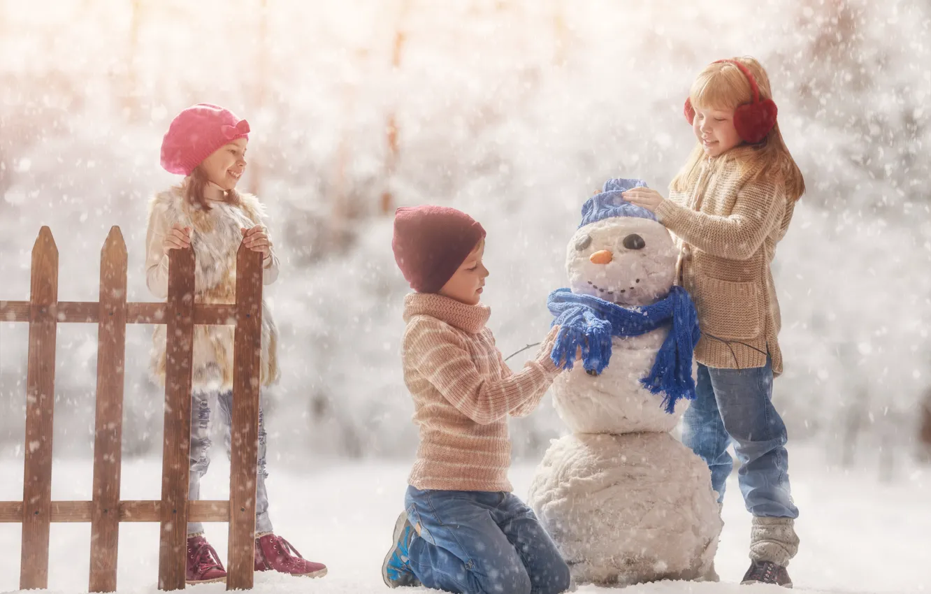 Photo wallpaper winter, snow, children, the game, snowman