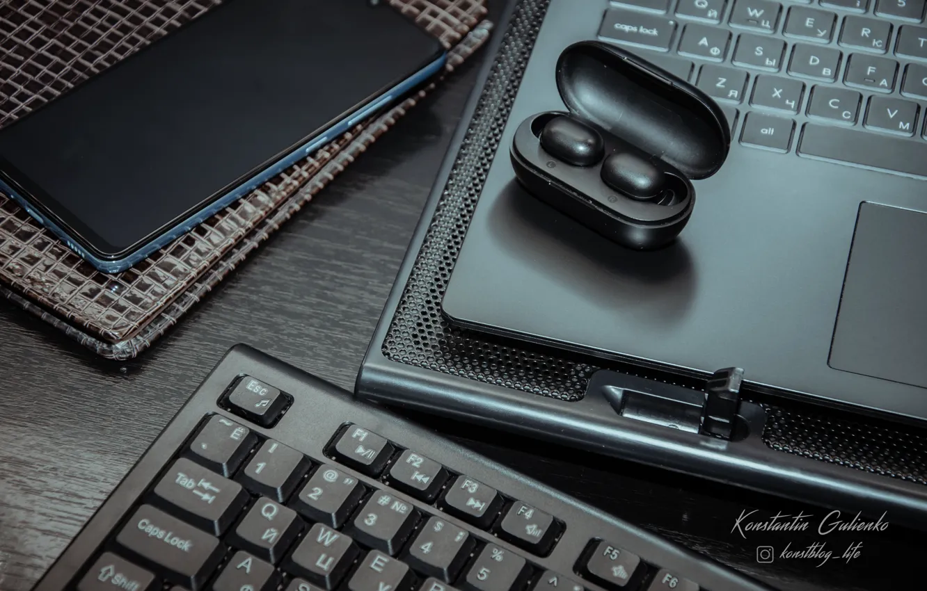 Photo wallpaper headphones, phone, keyboard, laptop, mobile, smartphone