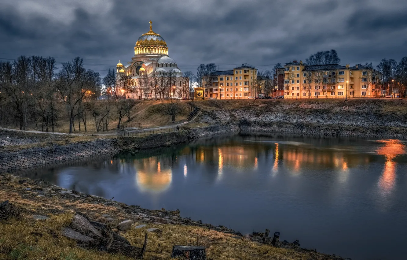 Photo wallpaper landscape, pond, building, home, the evening, lighting, Saint Petersburg, Kronstadt