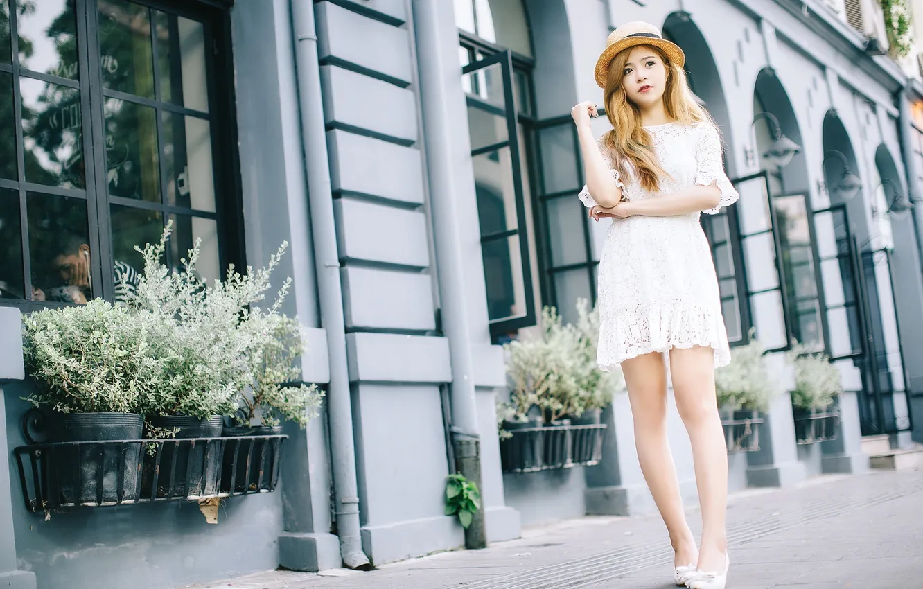 Photo wallpaper girl, street, Asian