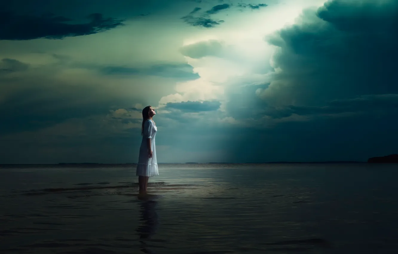 Photo wallpaper the sky, water, girl, loneliness