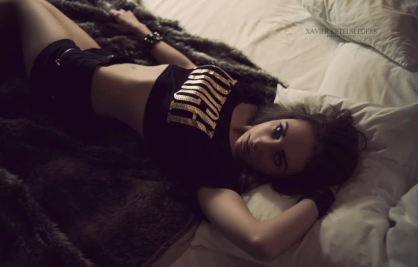 Photo wallpaper model, brunette, look, bed, pose