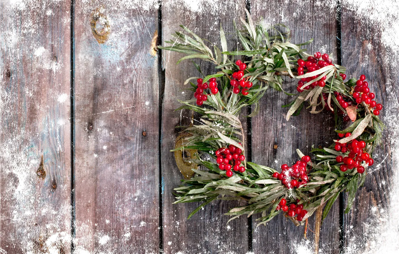 Photo wallpaper frost, berries, wreath
