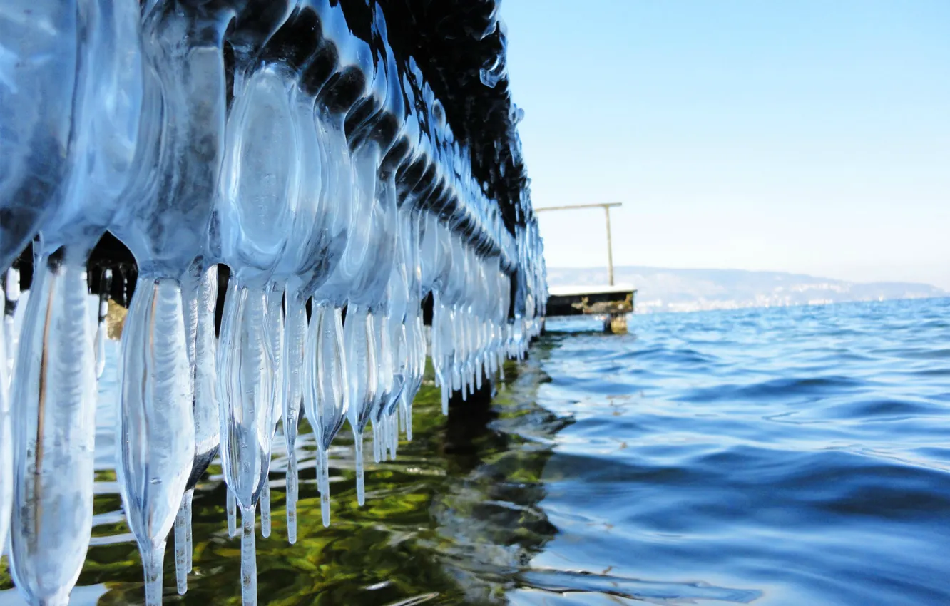 Photo wallpaper water, icicles, pierce